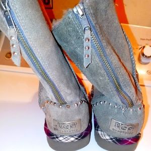 Uggs short boots